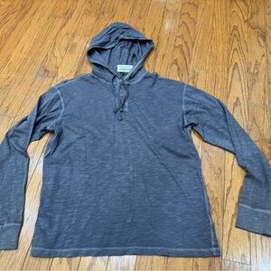 Men’s Old Navy Shirt